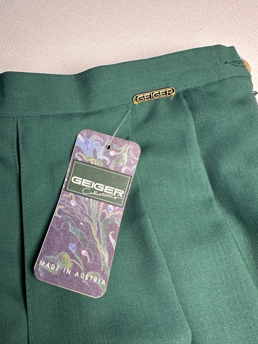 Vintage 90’s Geiger Austria NWT Green Wool Pleated Midi Skirt Size 38/ 6-8 US - Picture 8 of 12